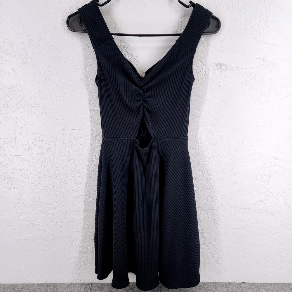 Abercrombie & Fitch Small Black Ribbed V-Neck Cutout Skater Dress Womens *FLAW*